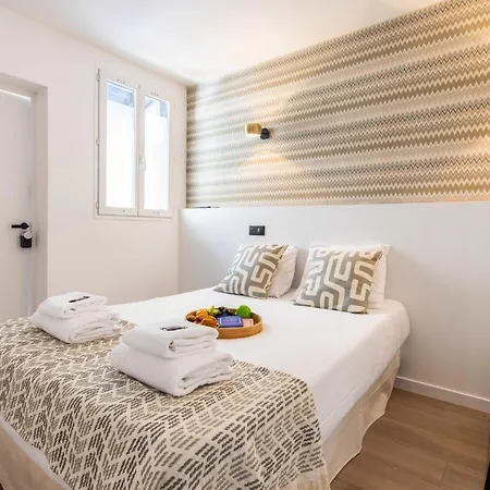 Cosy Bedroom - Tour Eiffel Champs De Mars 17b